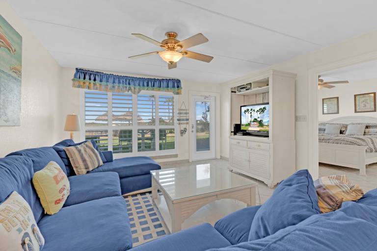 Child-friendly nice condo with private pool | Beach nearby | Pets allowed — photo 3