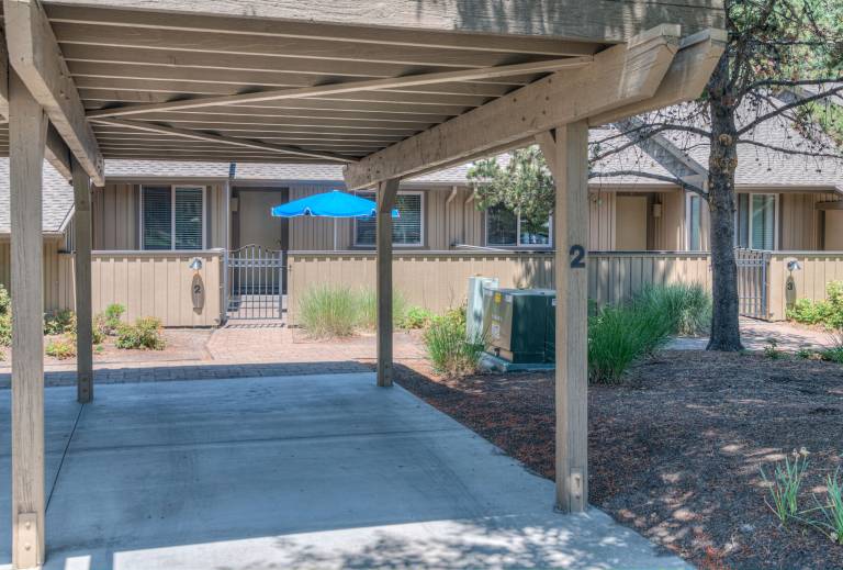 Rental apartment with pool, fast internet & barbeque — photo 4