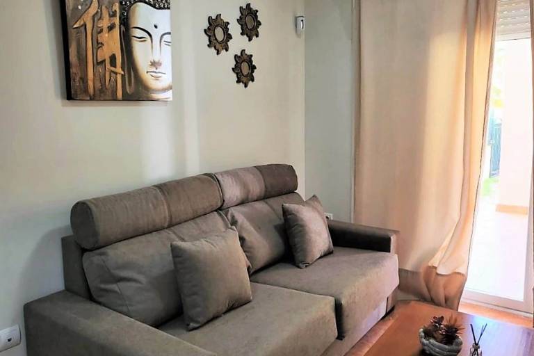 Charming holiday apartment with pool, yard & grill | Sea view | Beach nearby | Pet-friendly — photo 2