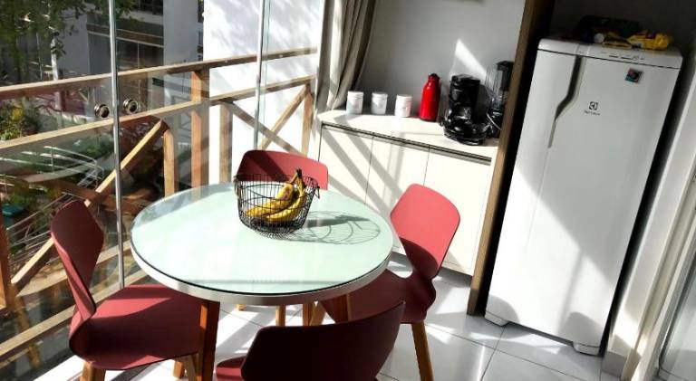 Serviced apartment with yard | Pet-friendly — photo 4