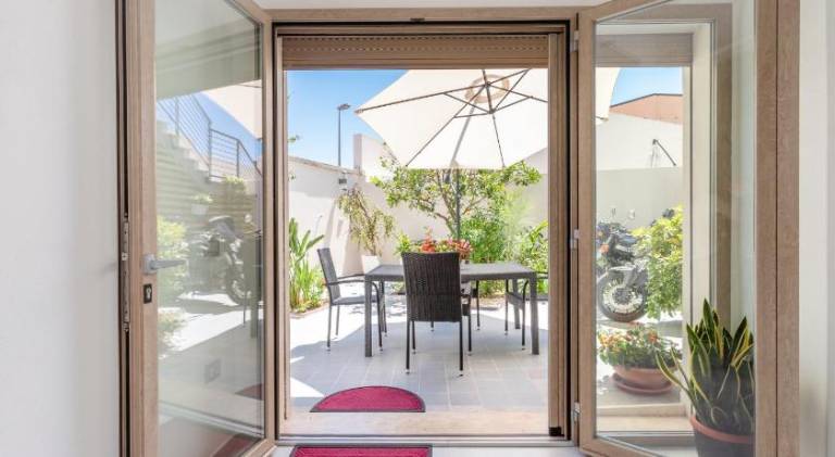 Vacation home with 3 rooms for 5 persons in Cabras
