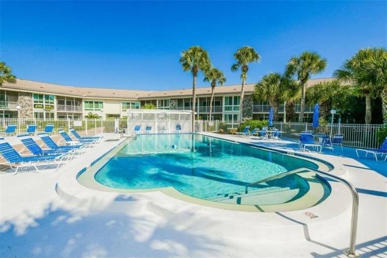 Condo  Lido Key