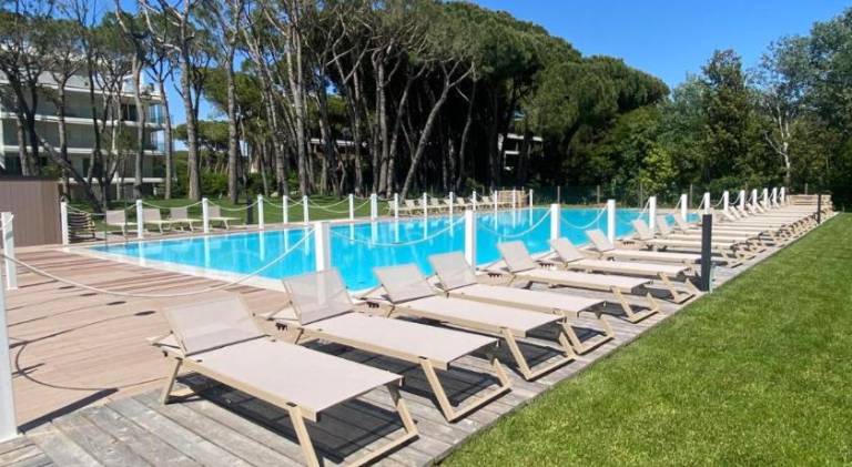 Apartment with pool | Next to the beach | Pets are welcome in Jesolo