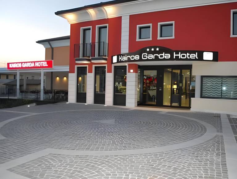 Kairos Garda Hotel in Castelnuovo del Garda