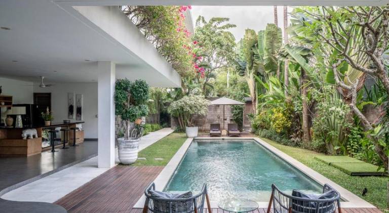 Villa with pool in Kuta