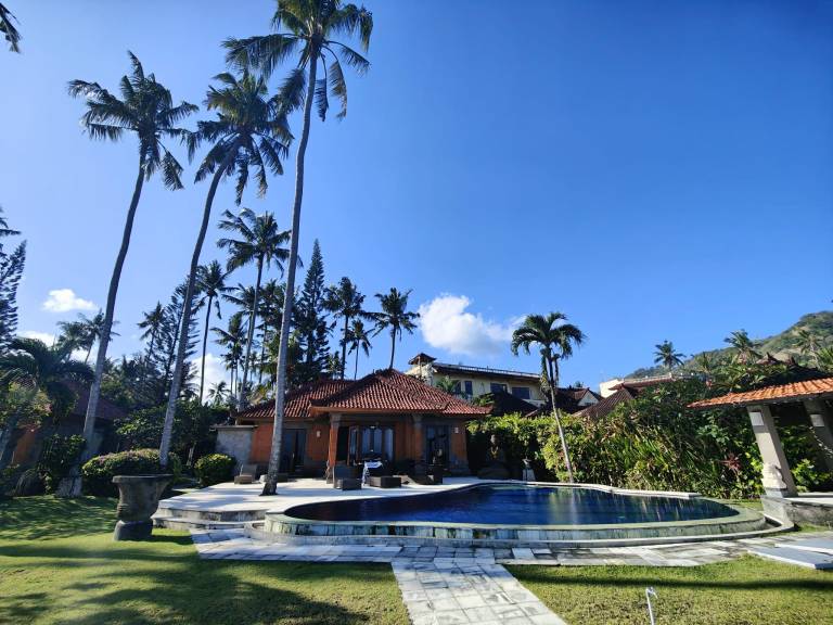 Villa with private pool, patio & yard | Suitable for remote work — photo 4