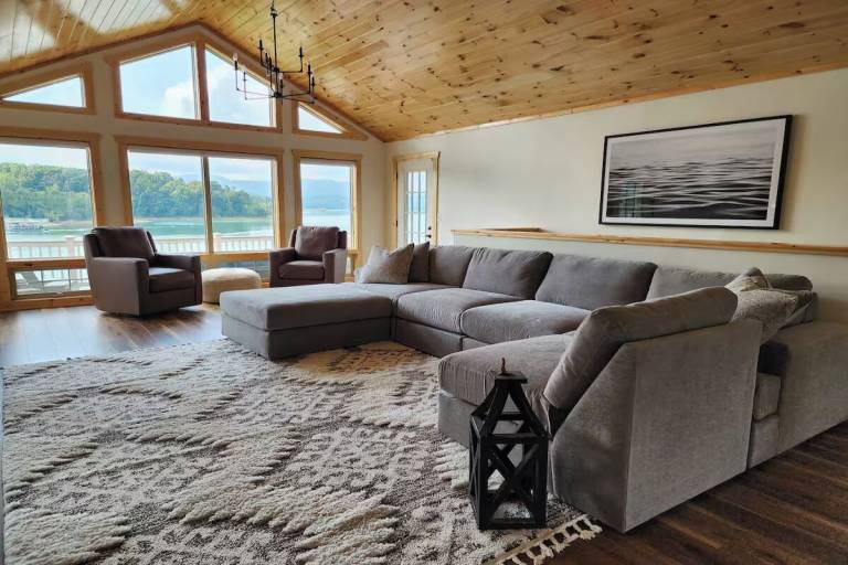 Cabin  Dandridge