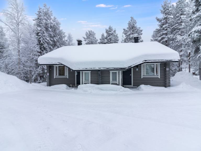 Lovely vacation home with sauna | Pets are welcome — photo 2