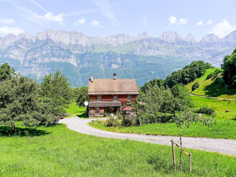 Ferienwohnung in Quarten, Quinten für max. 5 Personen