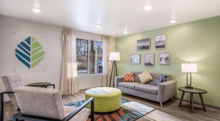 WoodSpring Suites Gurnee - Chicago — photo 2