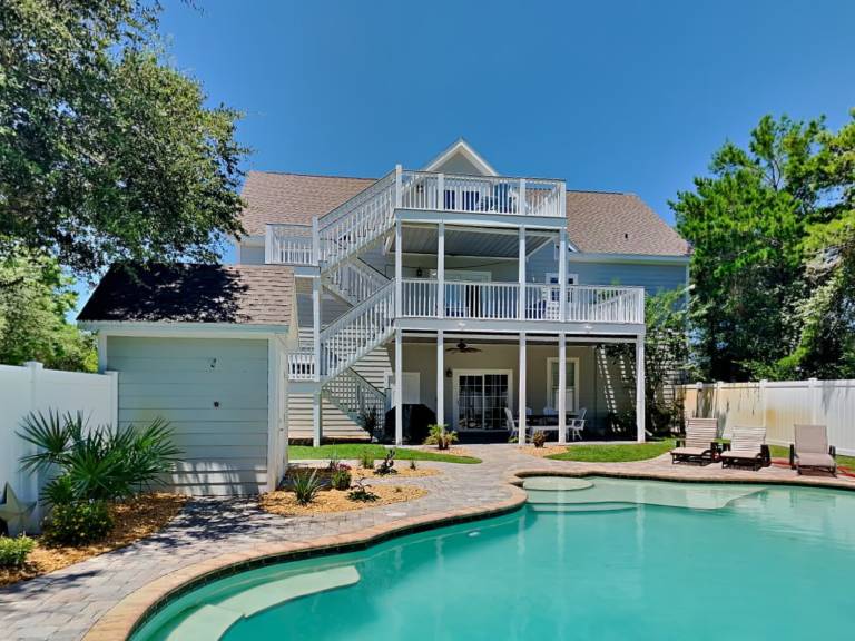 House  Blue Mountain Beach