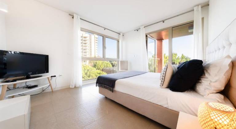 Wonderful serviced apartment with pool & yard | Next to the beach | Pets allowed — photo 2