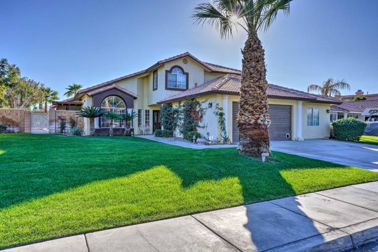4 Mi to Coachella: Indio Home w/ Pool & Patio! — photo 2