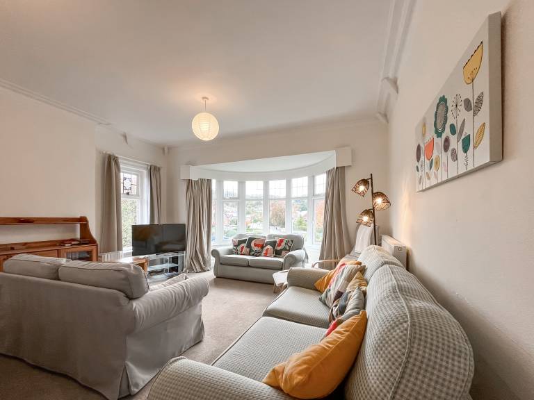 Holiday apartment with 3 rooms for 6 persons — photo 2