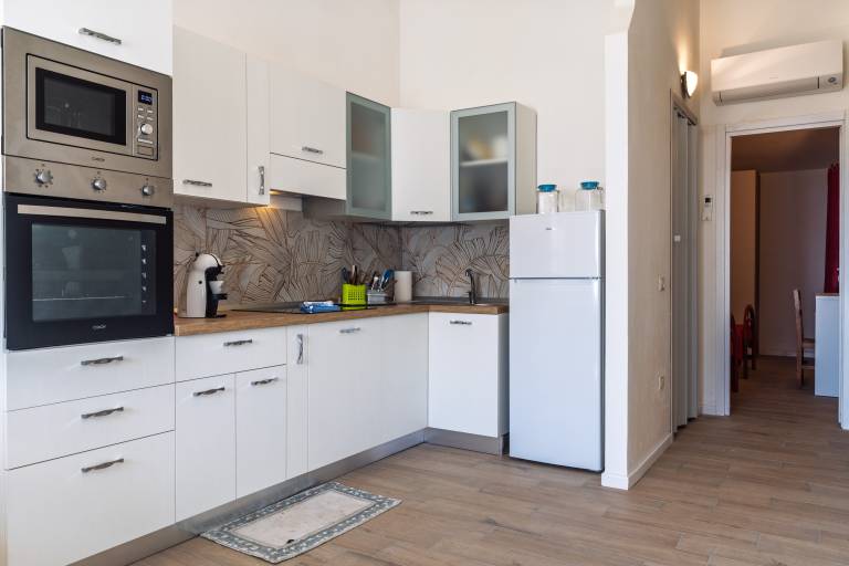 Fully equipped vacation home with fast internet | Close to the beach | Pets allowed — photo 4