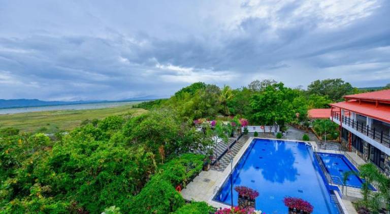 Centauria Wild Resort