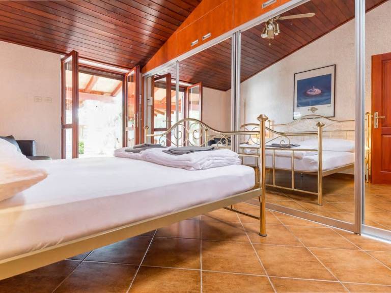 Children-friendly charming house with BBQ & terrace | Pets are welcome — photo 4