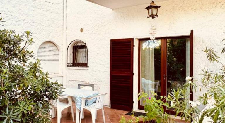 Rental apartment with pool in Sirolo