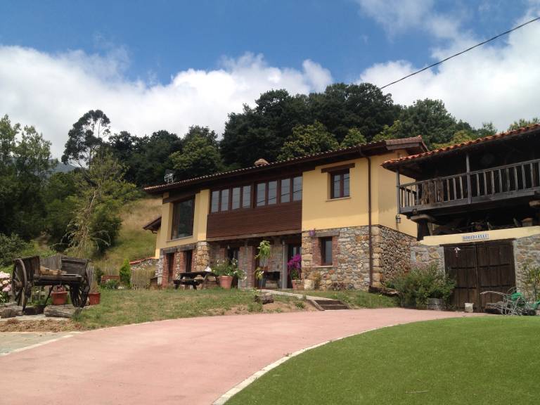 Casa rural  Parres