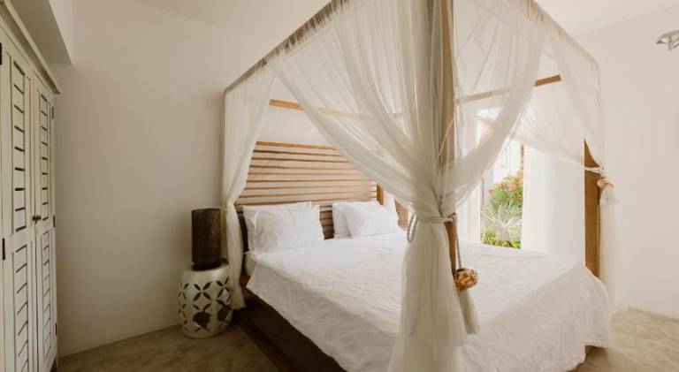 Holiday apartment with barbeque, patio & yard | Pets allowed — photo 2