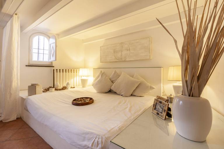 Children-friendly apartment with terrace | Close to Trevi Fountain | City view | Pets are welcome — photo 2