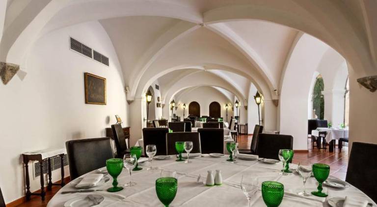 Pousada Castelo de Alvito - Historic Hotel — photo 4