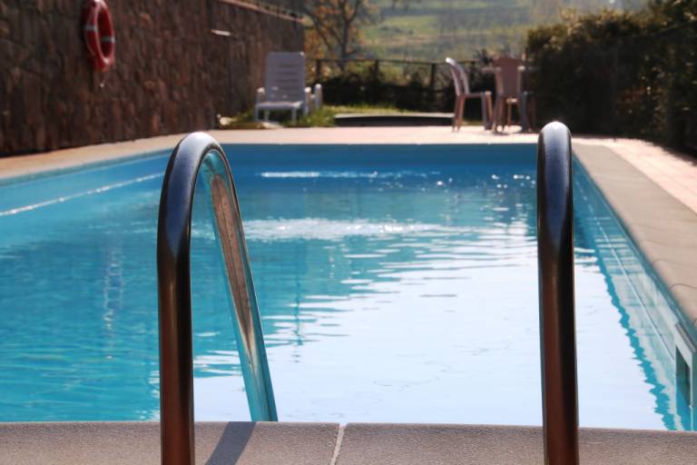 Holiday apartment with pool | Dogs allowed in Brescia
