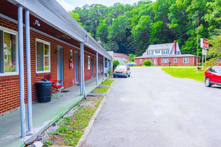 Travelers Inn by OYO Beaver, Hwy 19 — photo 5