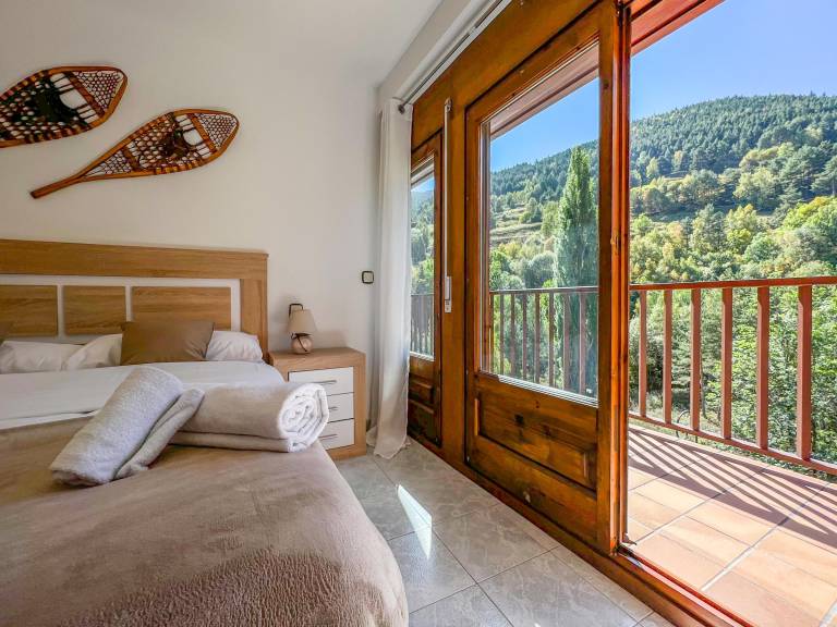 Rental apartment with 4 rooms for 8 persons — photo 4