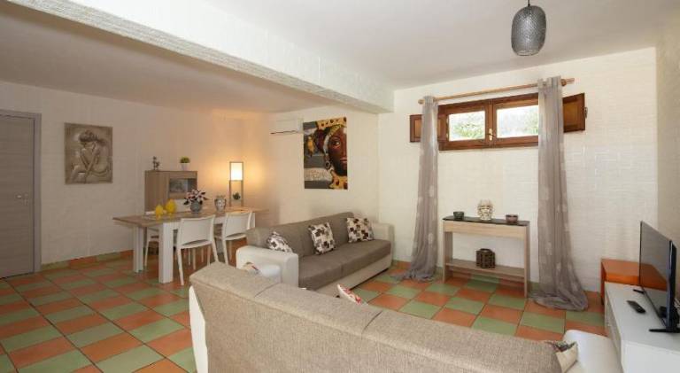 Villa with pool | Pets are welcome — photo 2