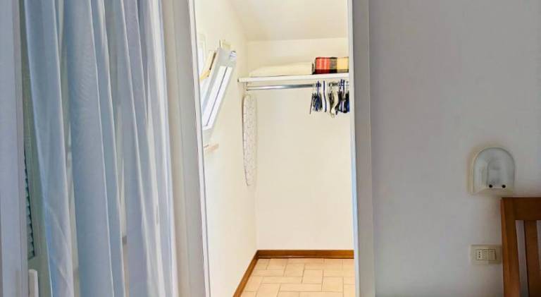 Apartment with 2 rooms for 5 persons — photo 3