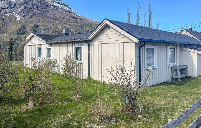 Ferienwohnung Eresfjord