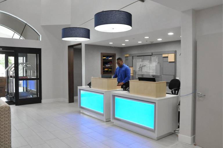 Holiday Inn Express Lake Forest By IHG — photo 4