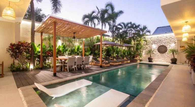 Villa with pool in Kuta