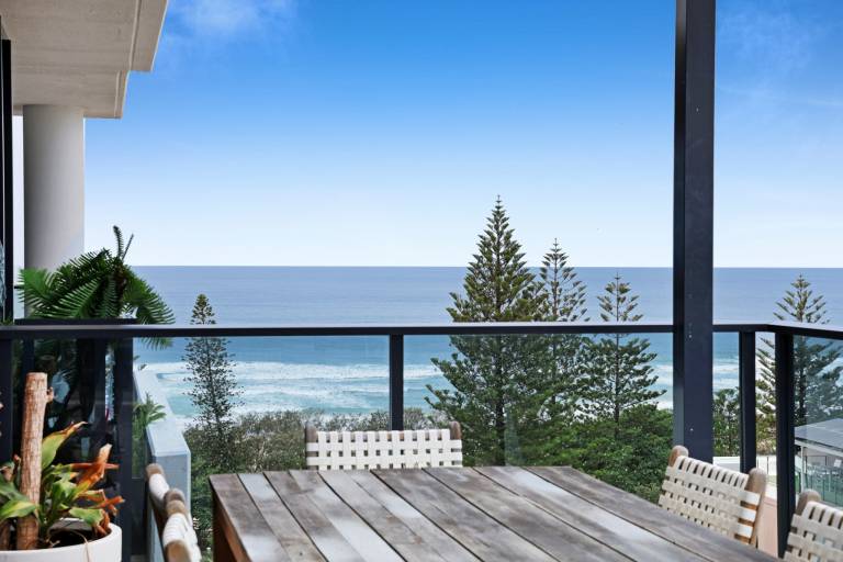 Apartment Burleigh Heads