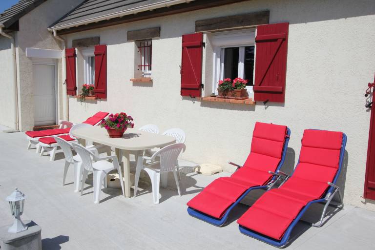 House with garden, terrace & barbeque — photo 4