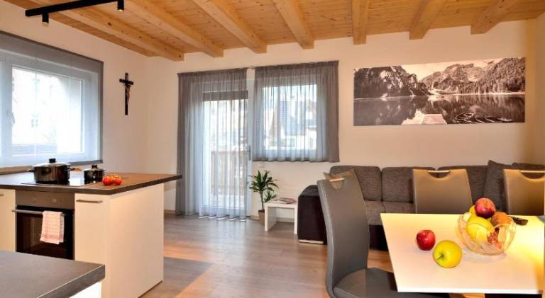 Apartment with private pool, garden & terrace — photo 4