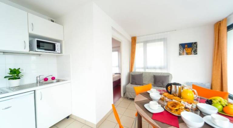 Beautiful serviced apartment | Pets are welcome — photo 3