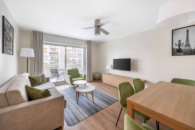Condo  Paris