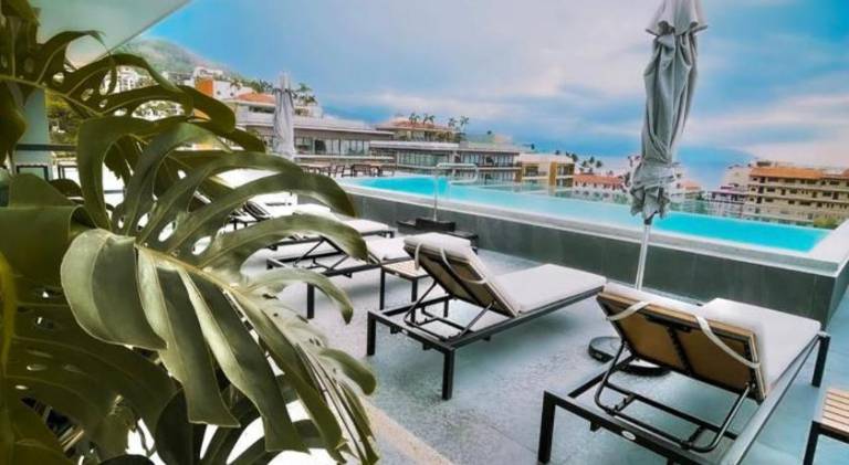 Holiday apartment with pool — photo 5