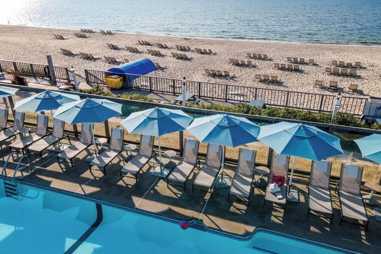Resort  West Yarmouth
