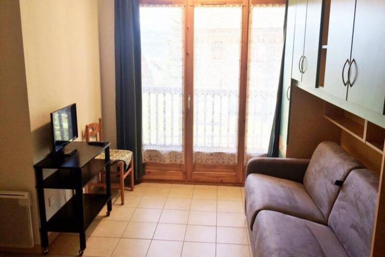 Rental apartment with 1 room for 4 persons — photo 4