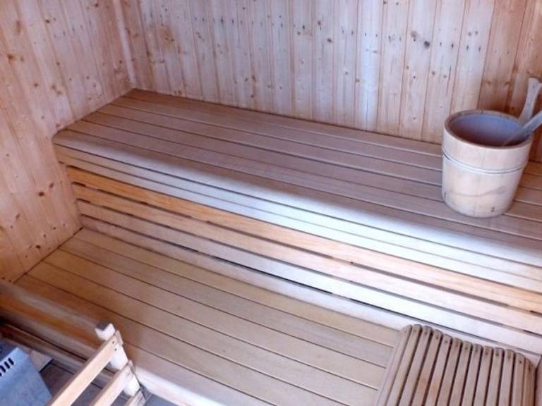 Rental apartment with heated pool — photo 4