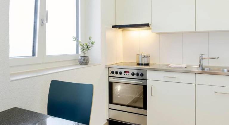 Serviced apartment with 2 rooms for 4 persons — photo 4