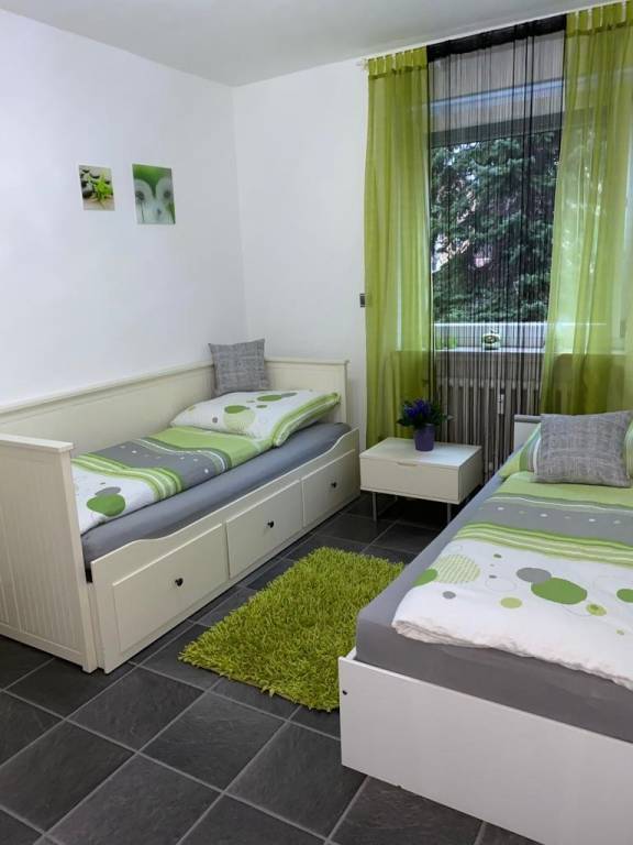 Rental apartment with garden — photo 3