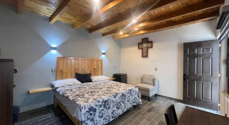 House with 7 rooms for 18 persons in Pátzcuaro