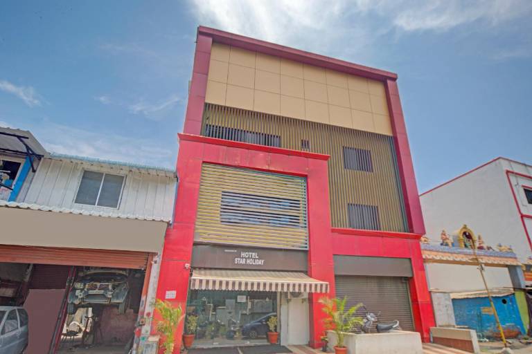 Collection O Mount Road Rich Mount Near Marina Beach in Chennai