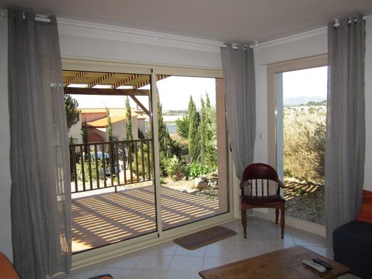Vacation home with yard & barbecue | Sea view — photo 3