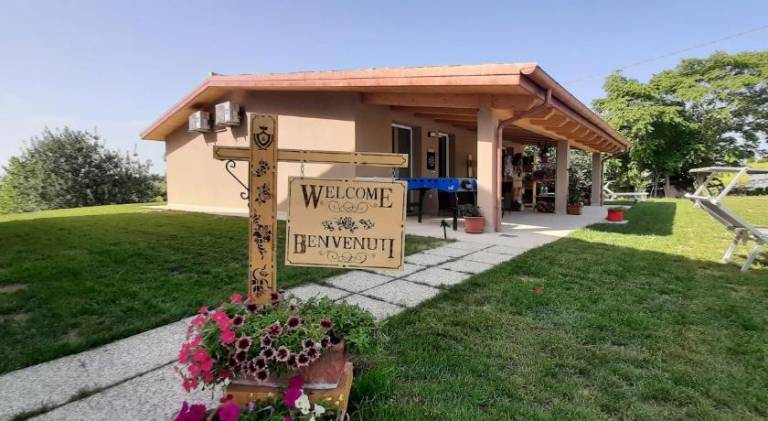 Holiday apartment with BBQ & yard | Perfect for remote work | Pets allowed in Mondolfo