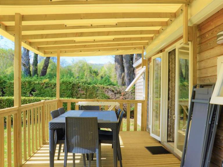 Mobile home with terrace & pool — photo 5